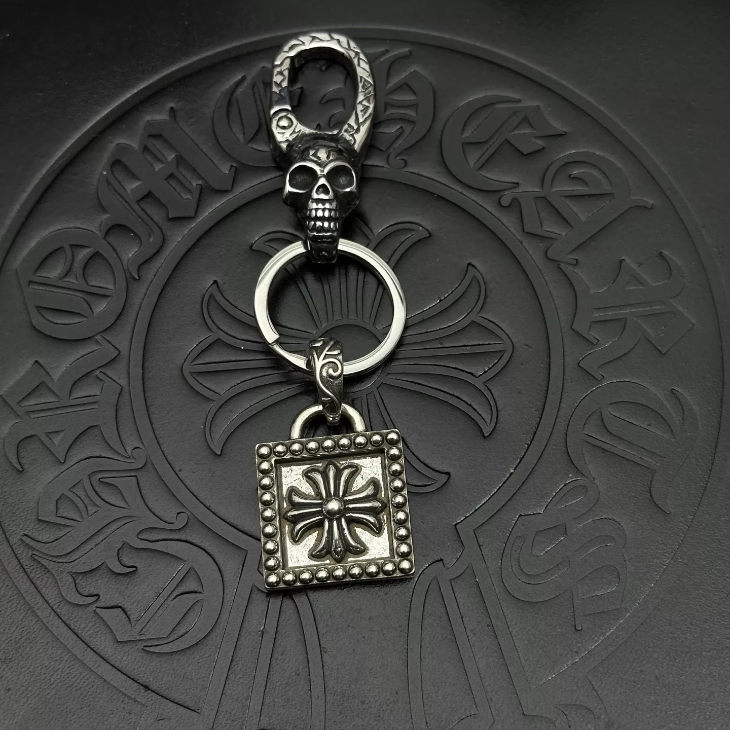 Chrome Hearts Key Holder And Bag Buckle Sleek 4436