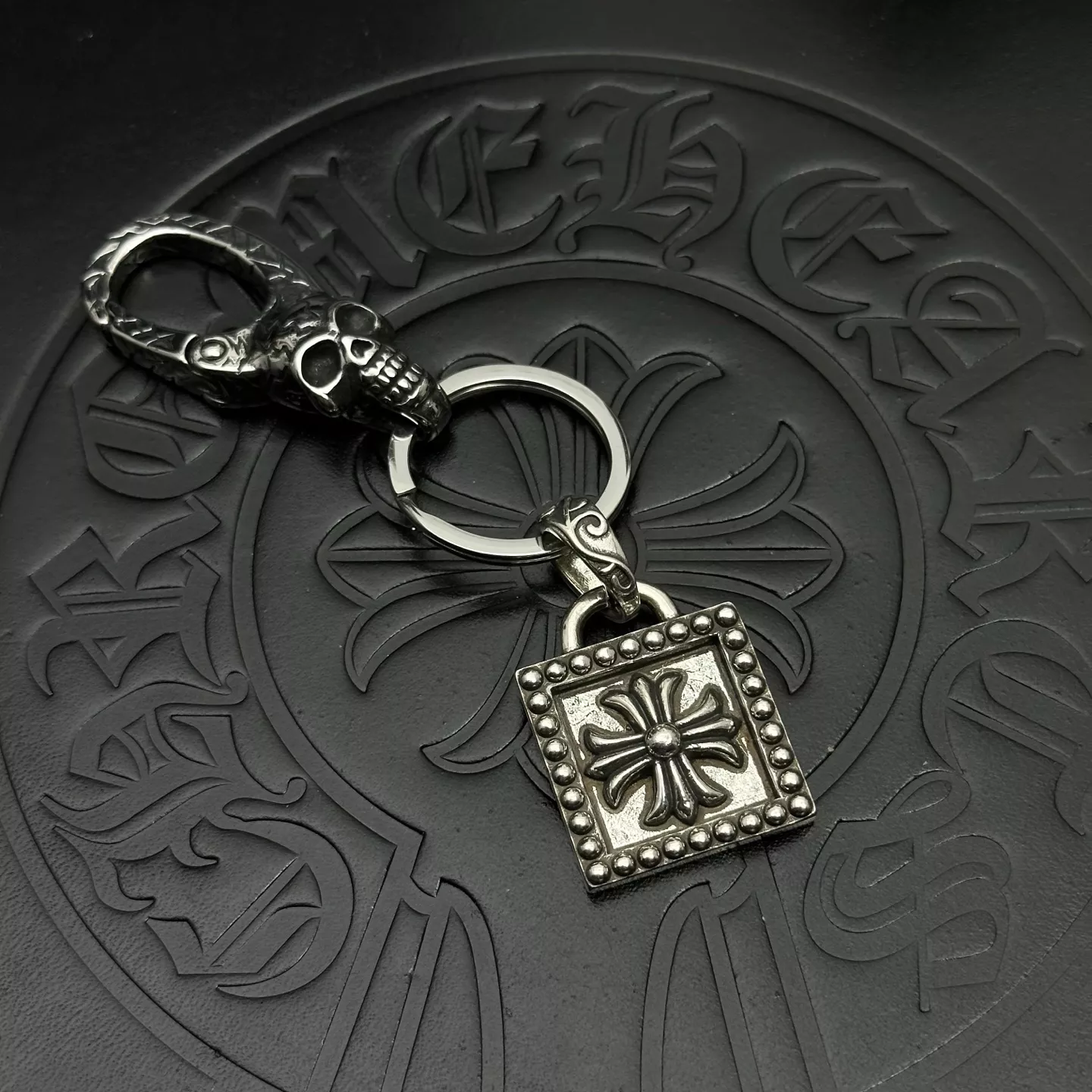 Chrome Hearts Key Holder And Bag Buckle Sleek 4436