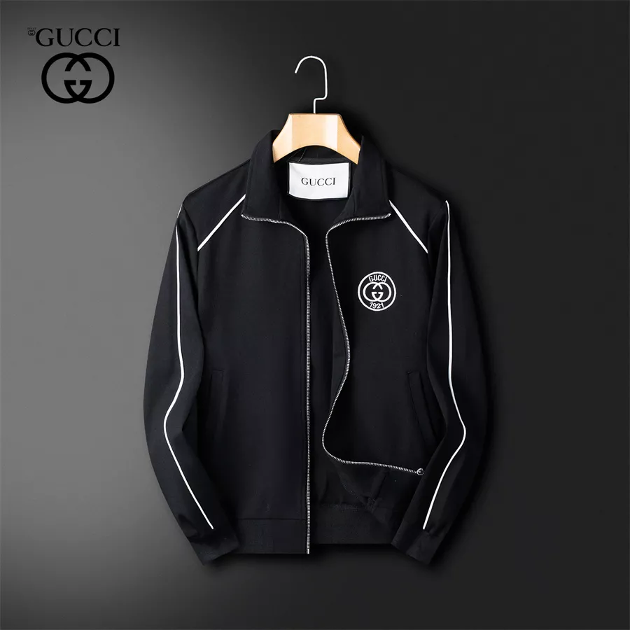 Classic 1249 Gucci Tracksuits Long Sleeved For Men