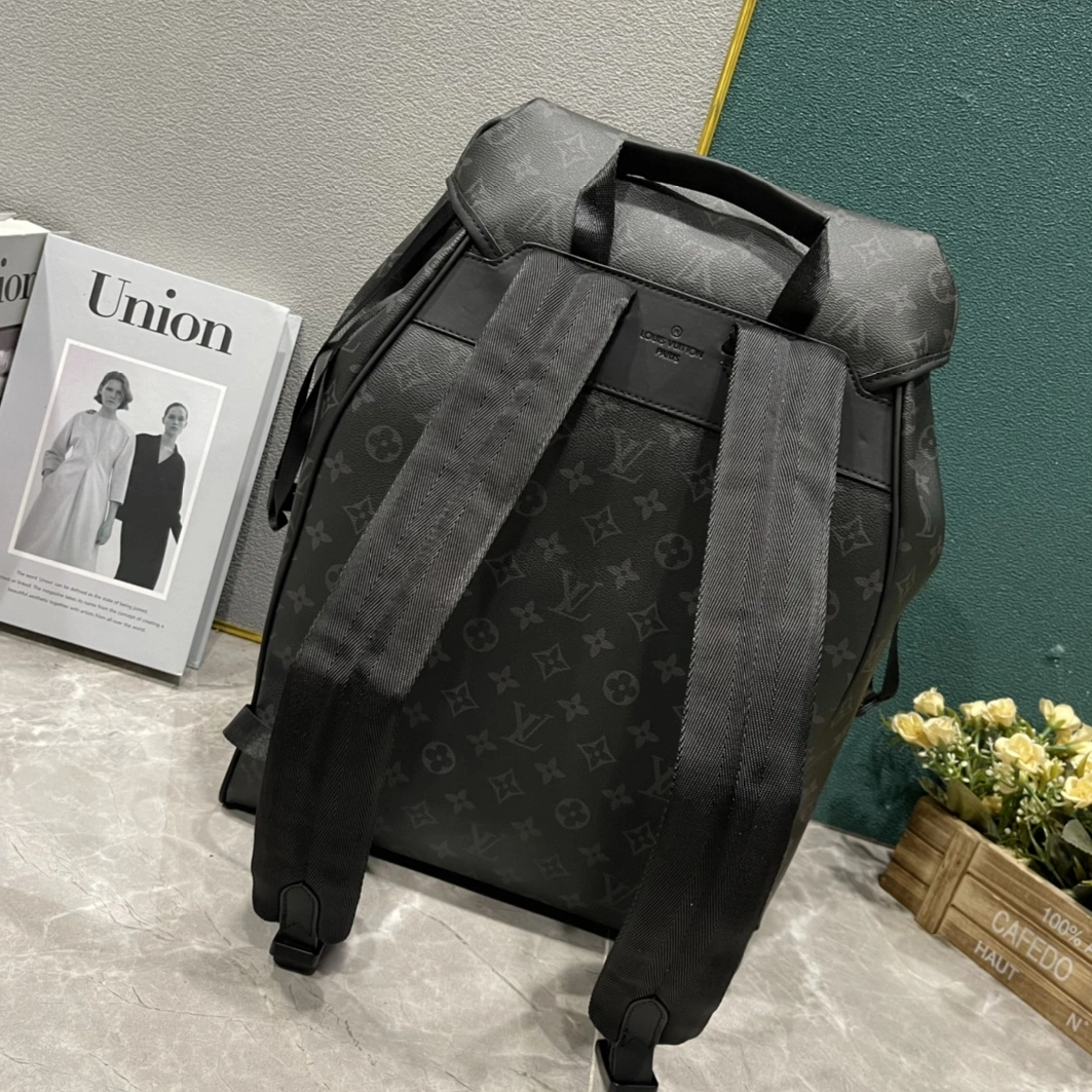 Classic 140 Louis Vuitton AAA Quality Backpacks For Unisex
