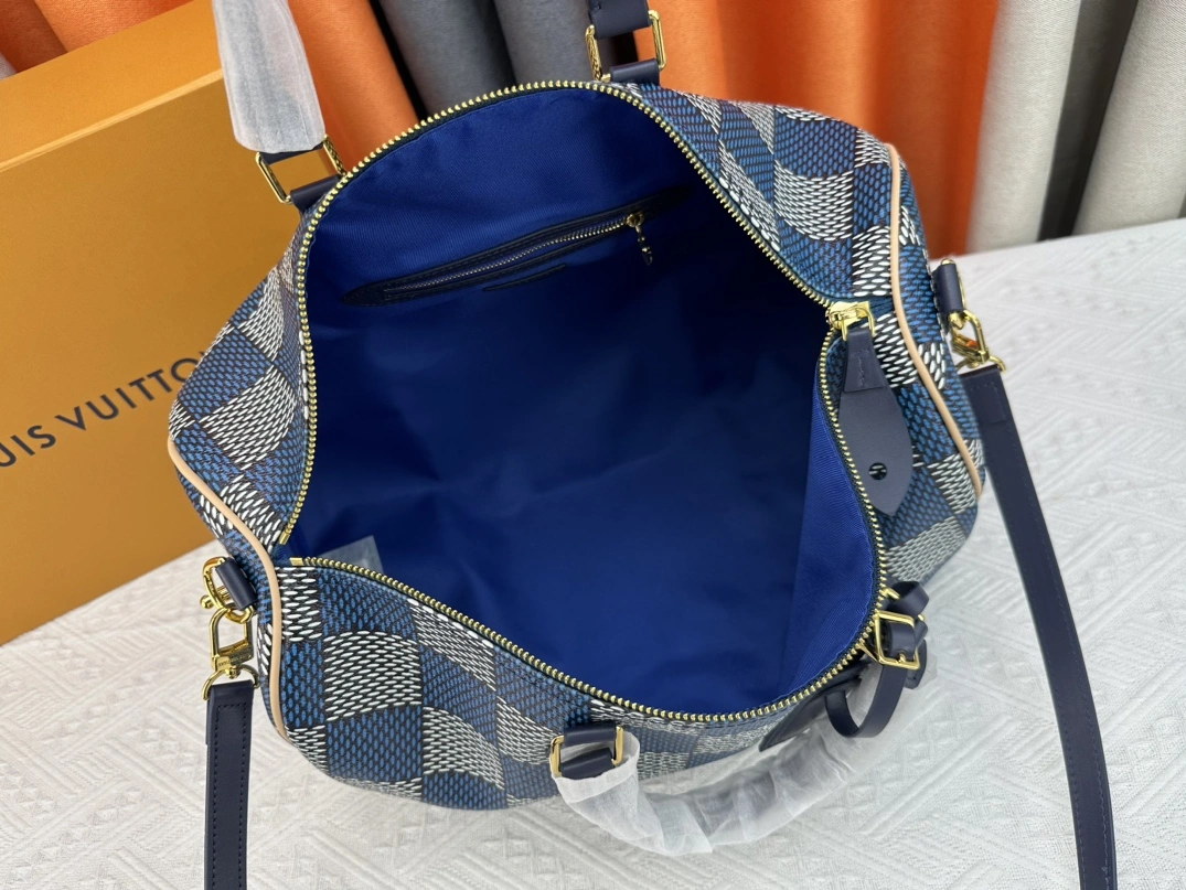 Classic 1483 Louis Vuitton Travel Bags For Women