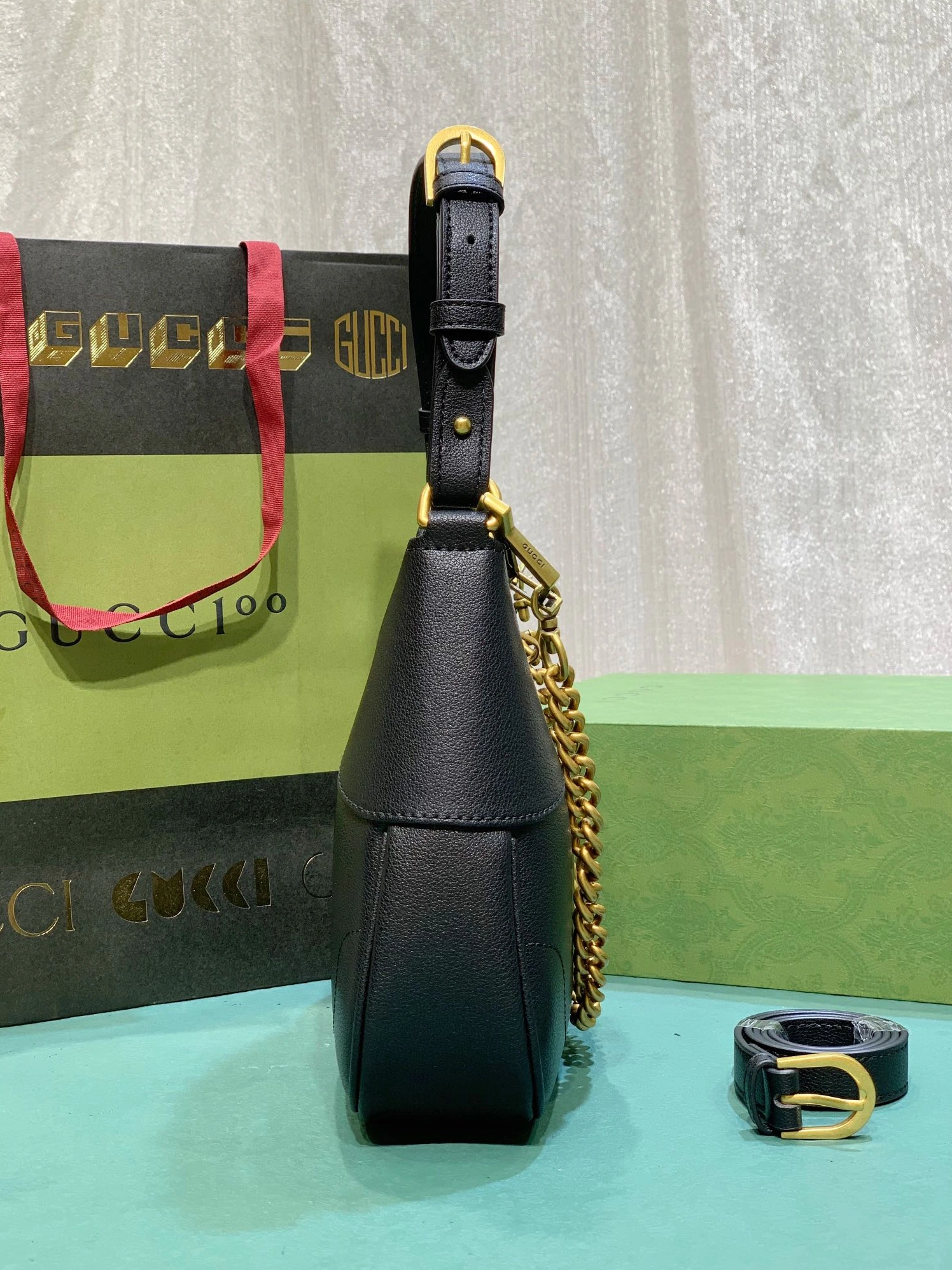 Classic 1558 Gucci AAA Quality Shoulder Bags For Women