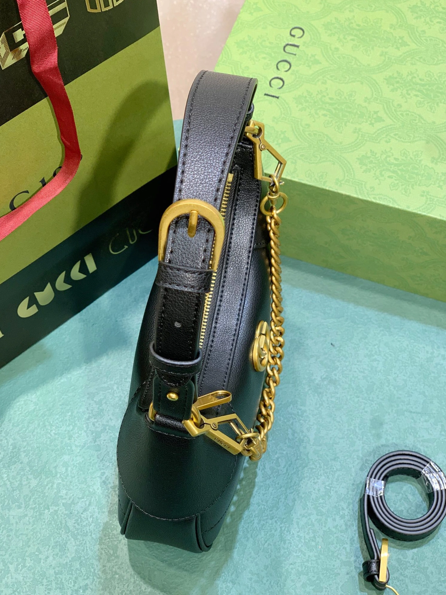 Classic 1558 Gucci AAA Quality Shoulder Bags For Women