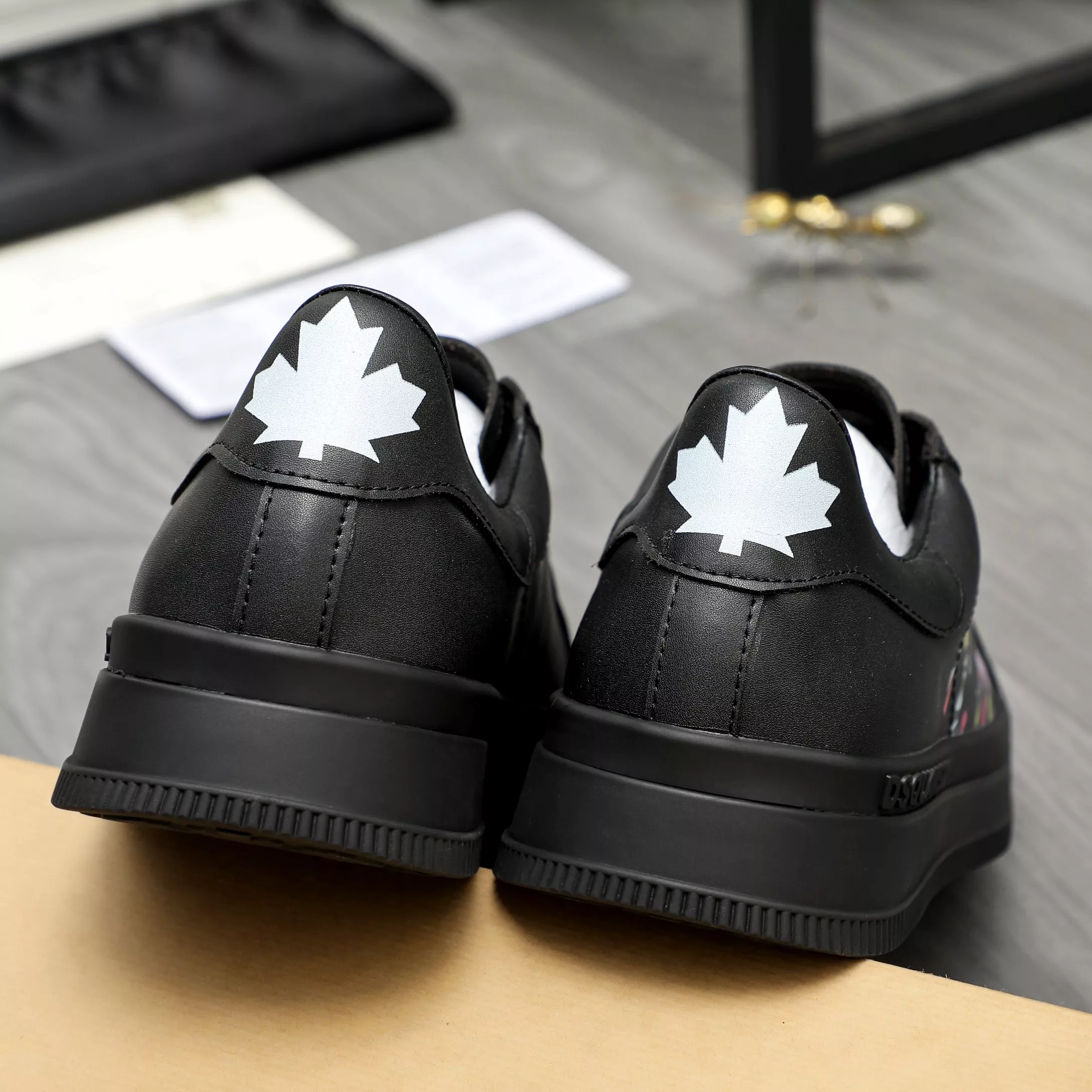 Classic 1572 Dsquared Casual Shoes For Women
