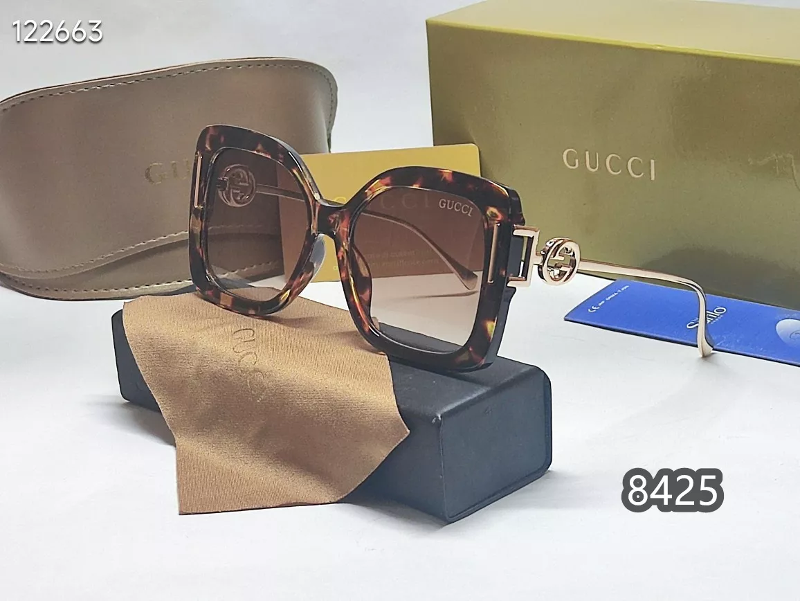Classic 1660 Gucci Sunglasses