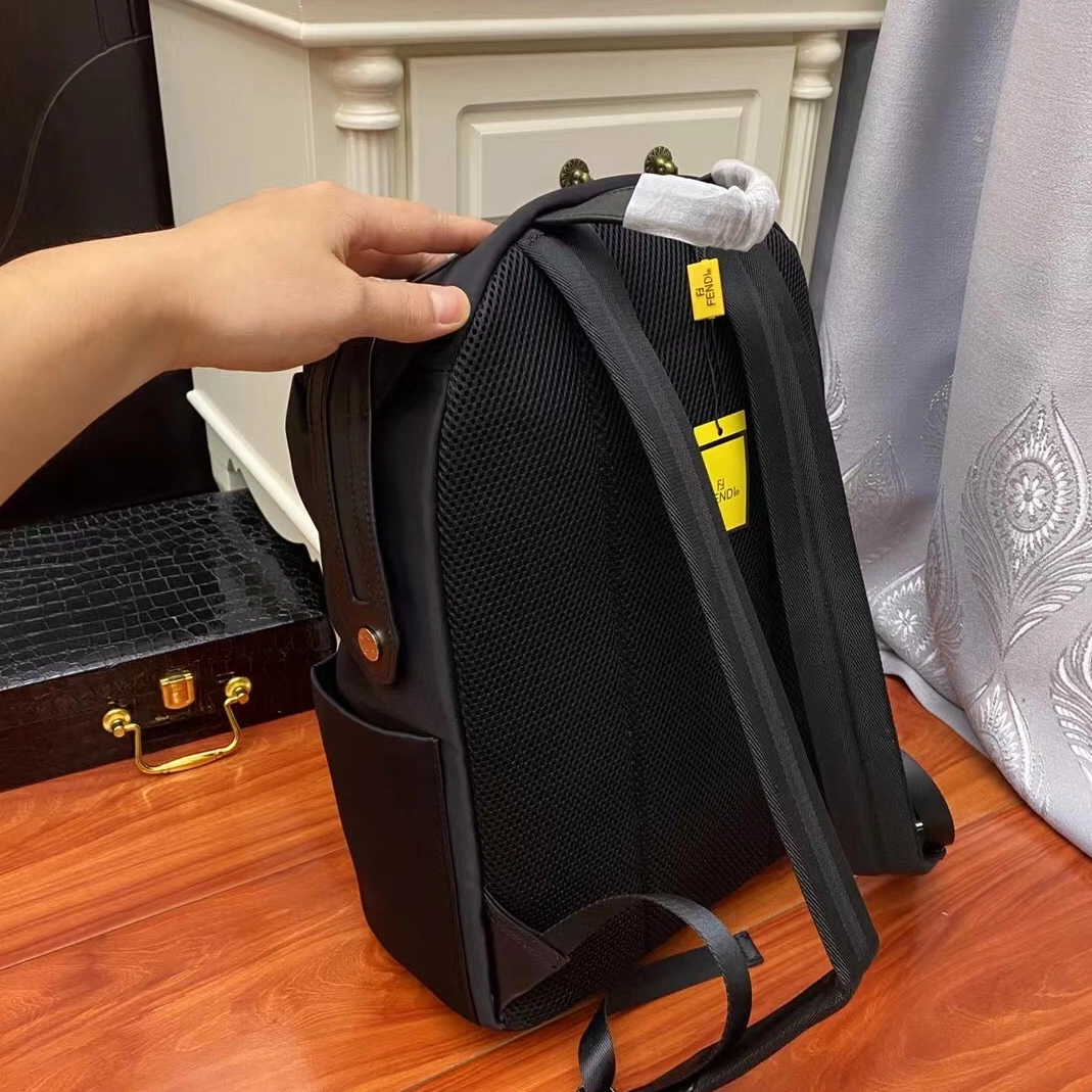 Classic 1695 Fendi AAA Man Backpacks