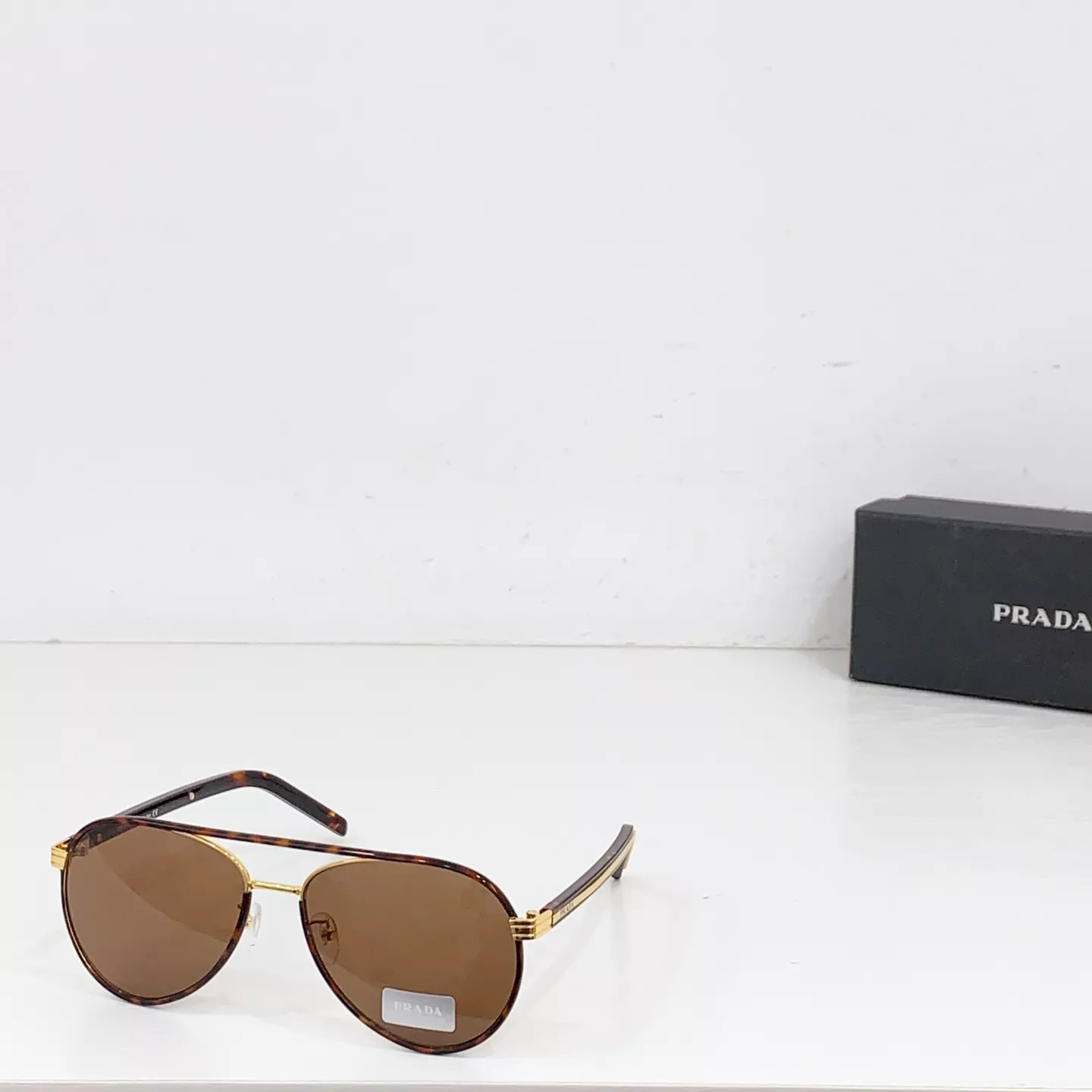Classic 1696 Prada AAA Quality Sunglasses