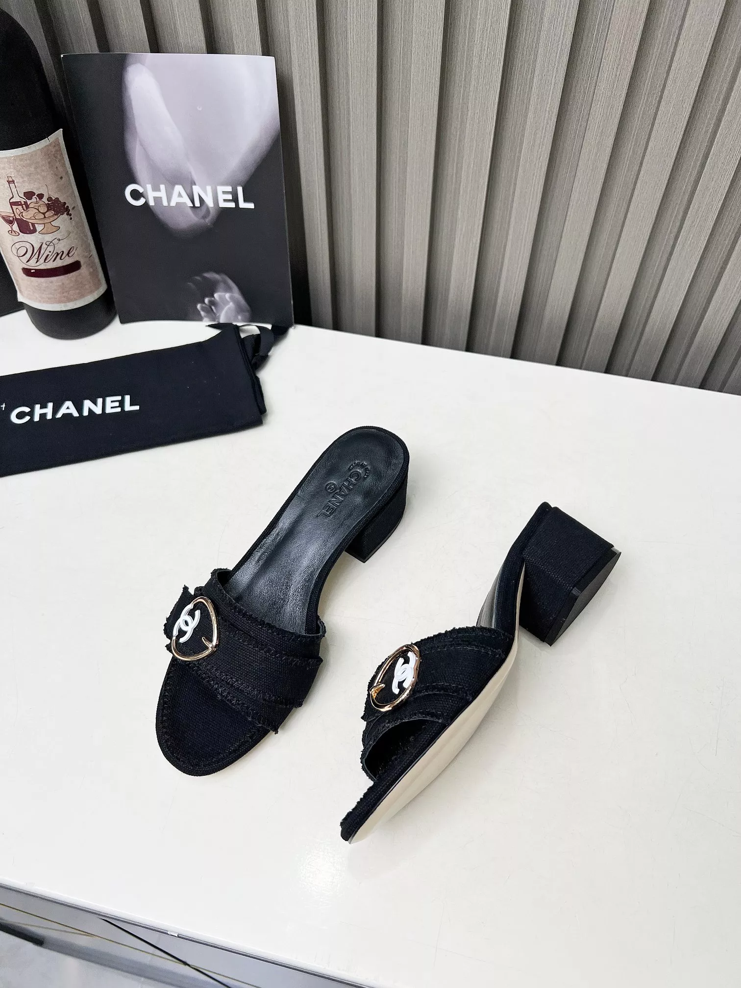 Classic 1742 Chanel Slippers For Women