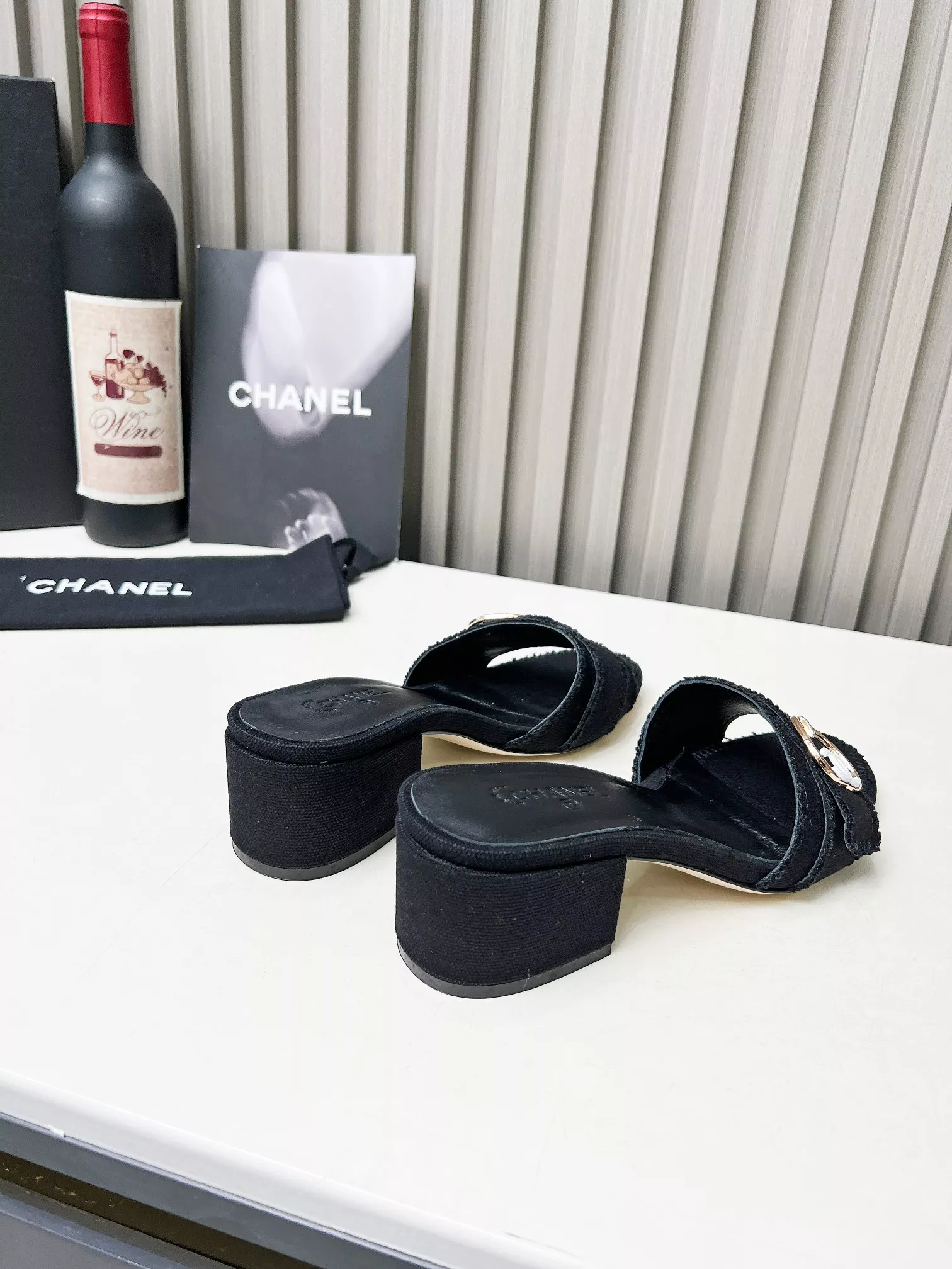 Classic 1742 Chanel Slippers For Women