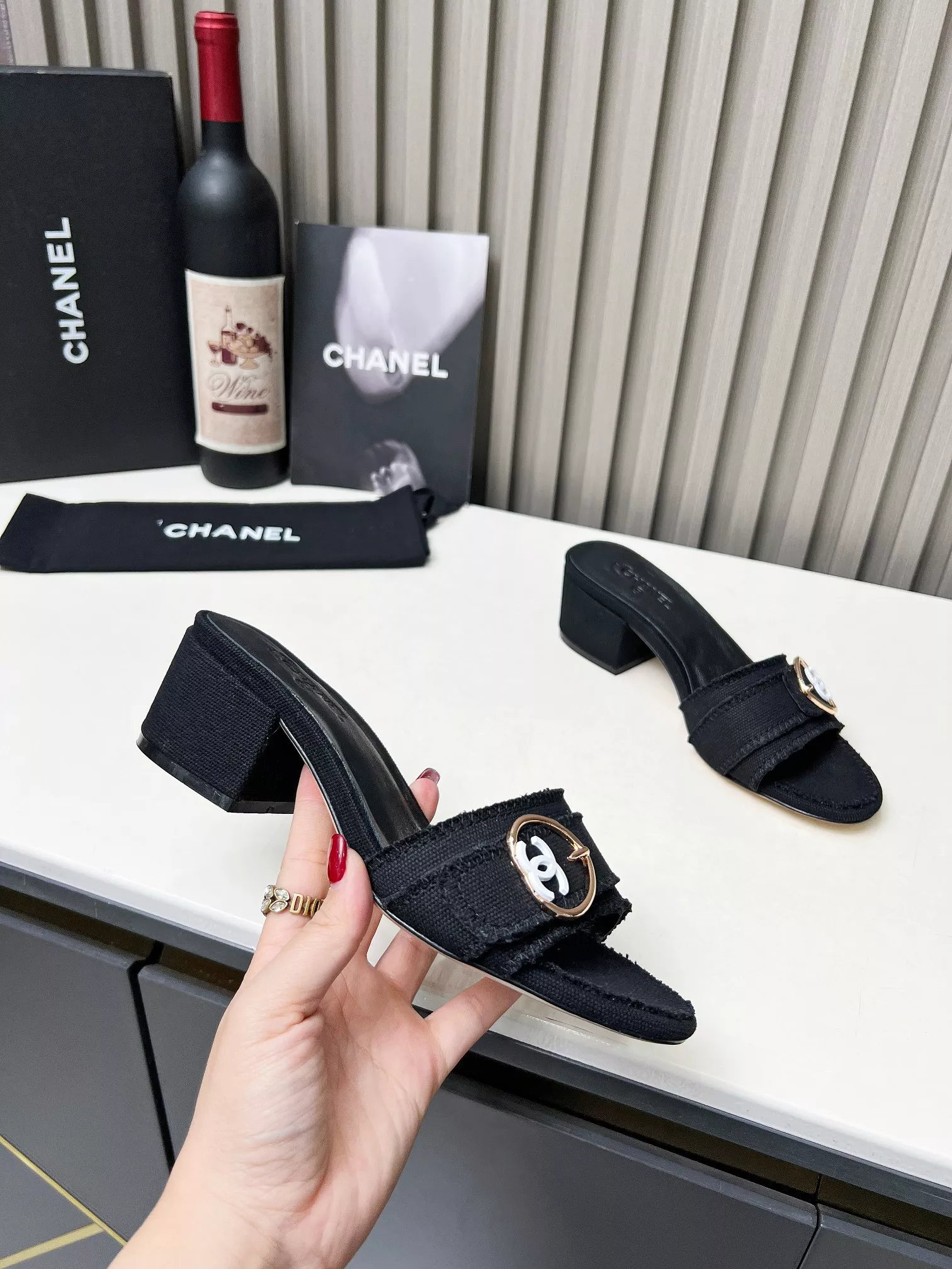 Classic 1742 Chanel Slippers For Women