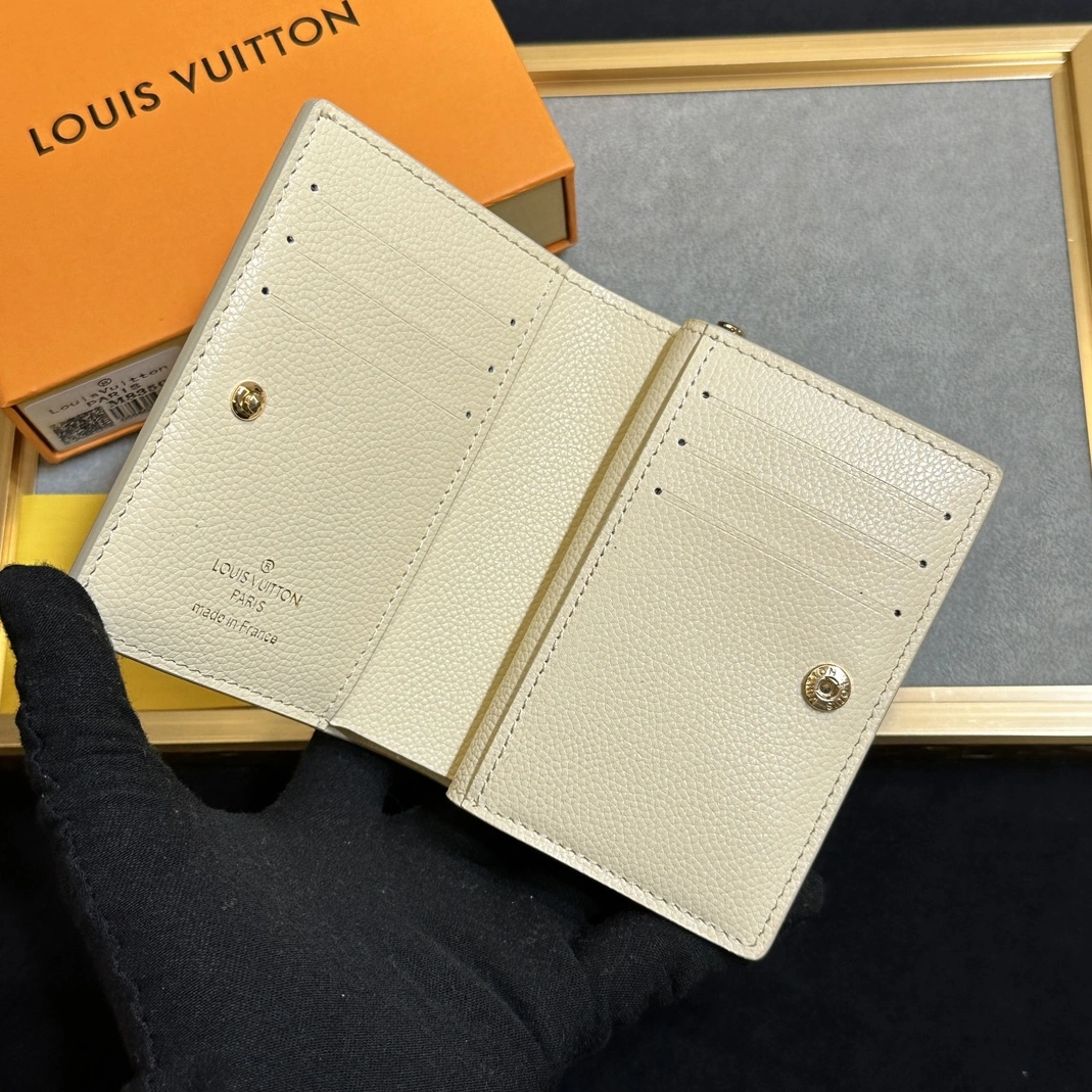 Classic 1768 Louis Vuitton LV Card Case For Women