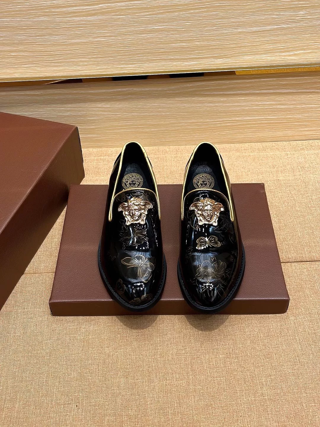 Classic 1803 Versace Leather Shoes For Men