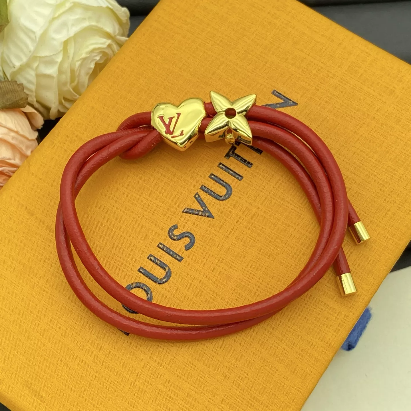 Classic 1831 Louis Vuitton LV Bracelets