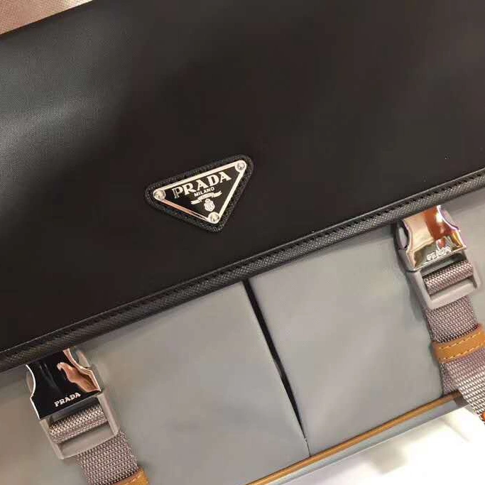 Classic 213 Prada AAA Man Messenger Bags