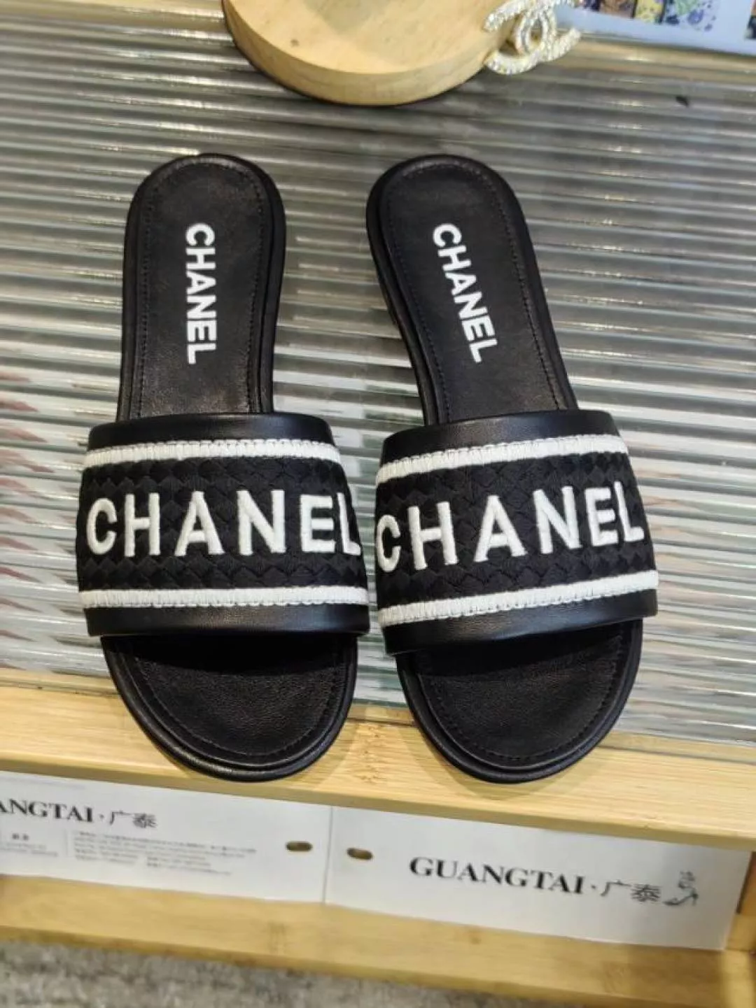 Classic 2181 Chanel Slippers For Women