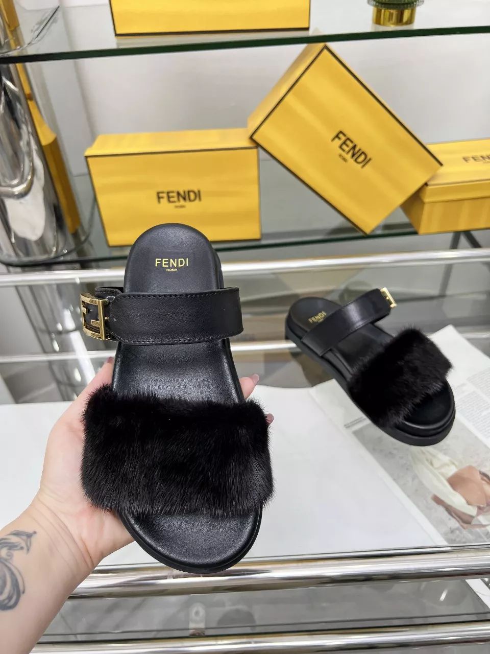 Classic 2344 Fendi Slippers For Women