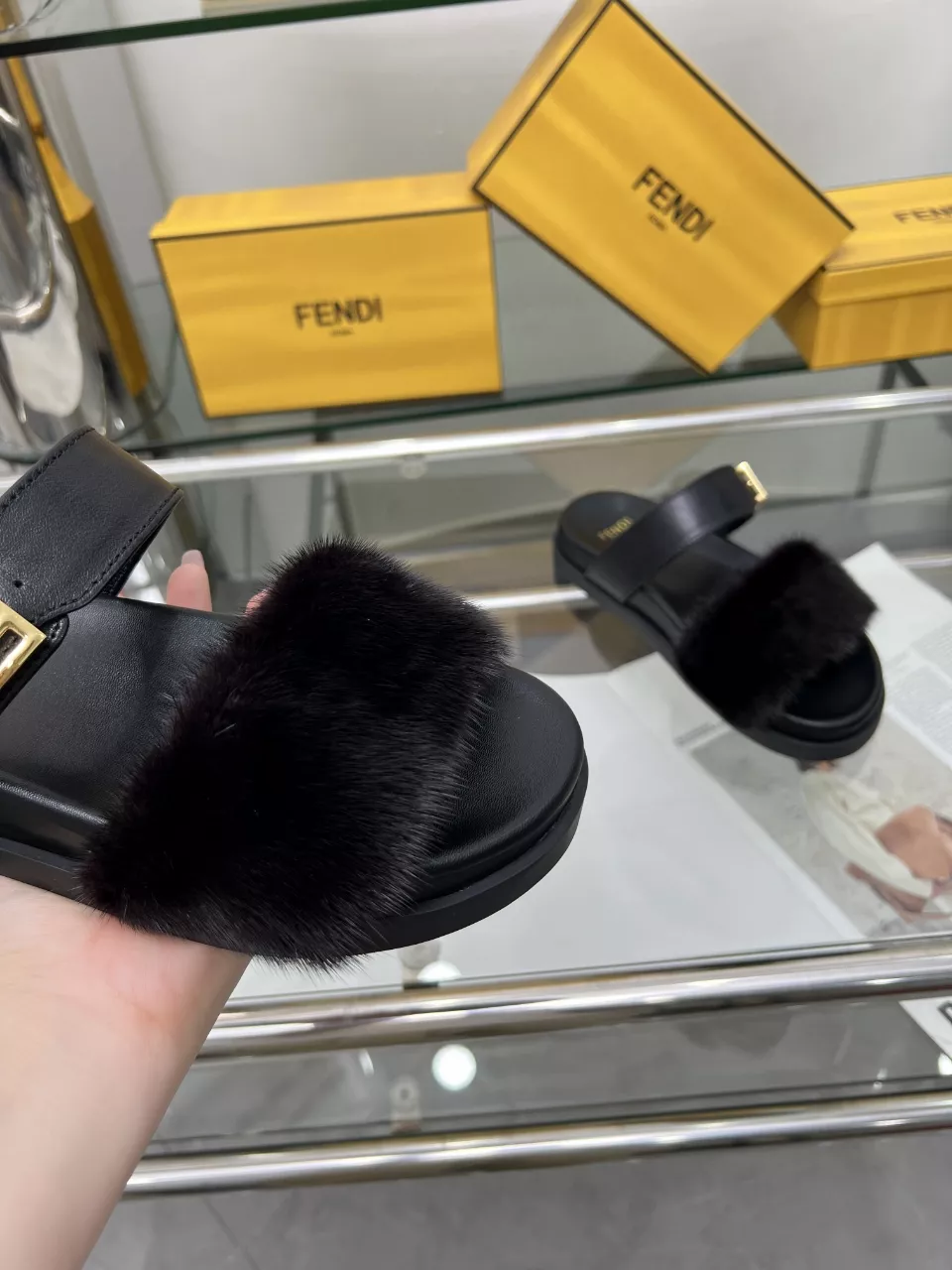 Classic 2344 Fendi Slippers For Women