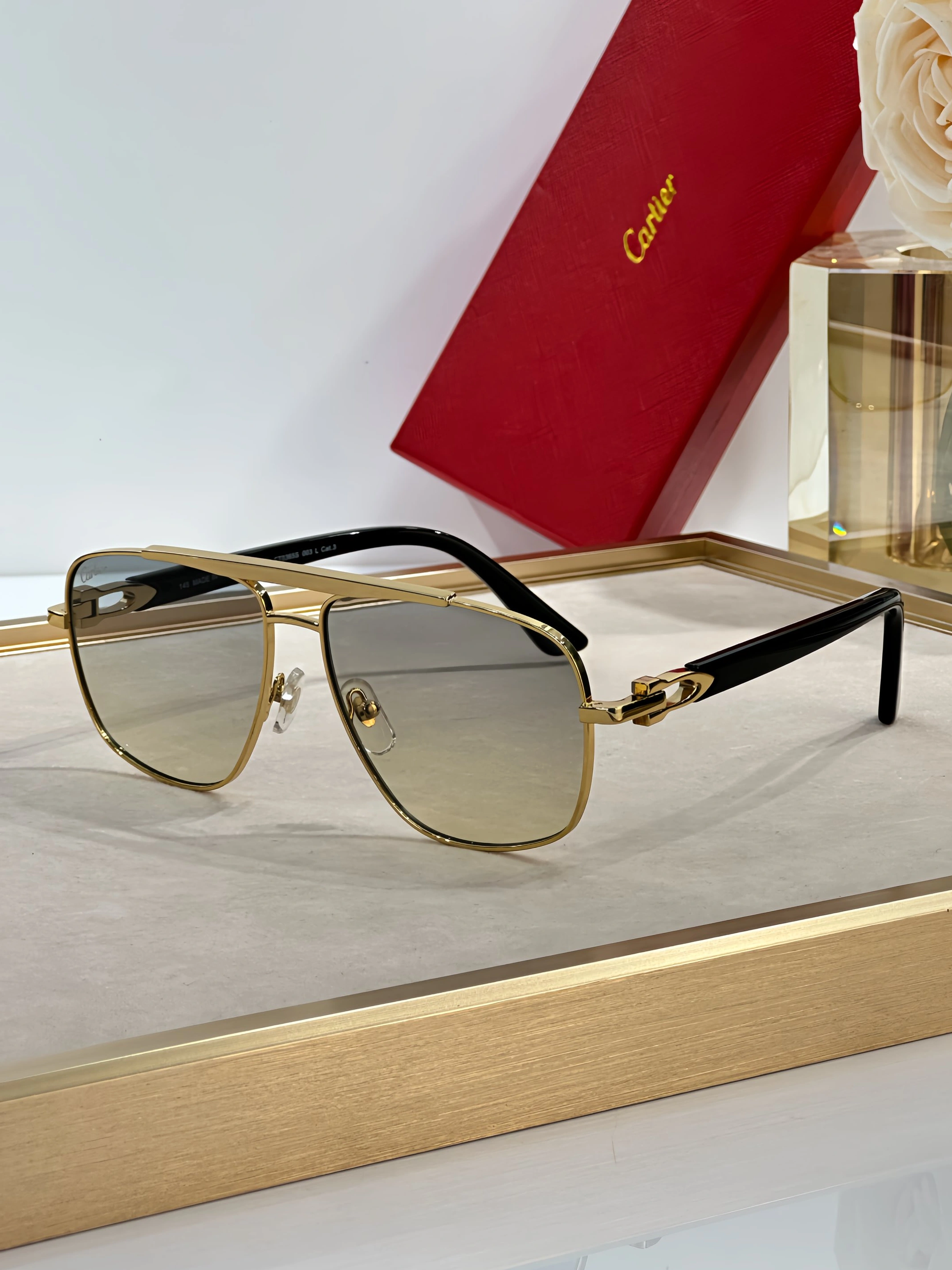 Classic 2349 Cartier AAA Quality Sunglassess