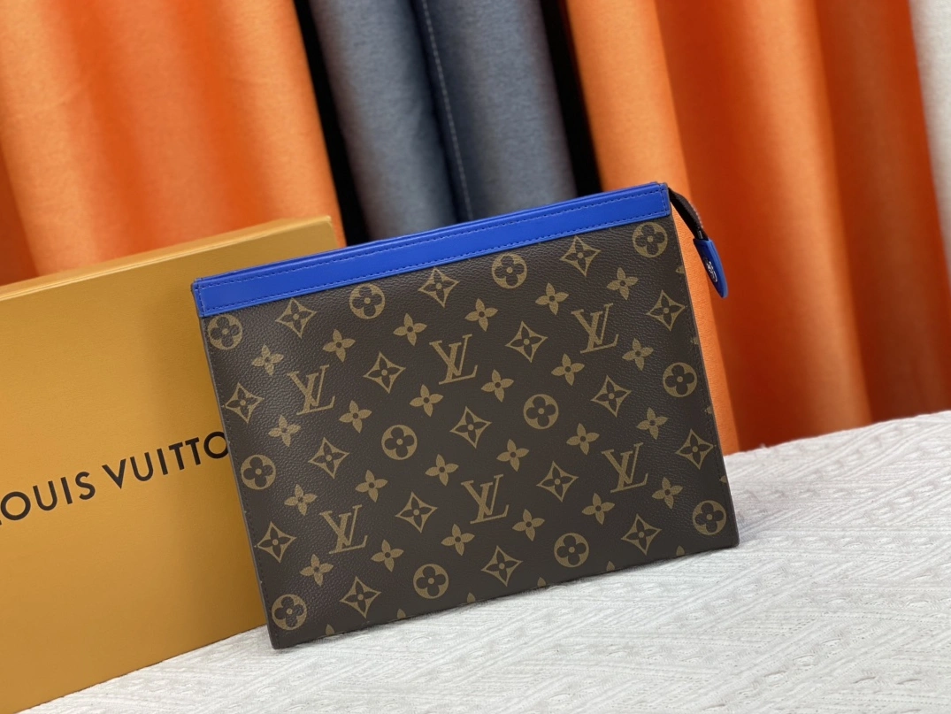 Classic 2480 Louis Vuitton LV Wallets For Unisex