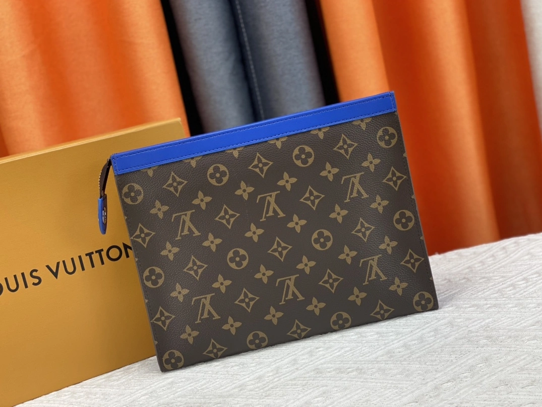Classic 2480 Louis Vuitton LV Wallets For Unisex