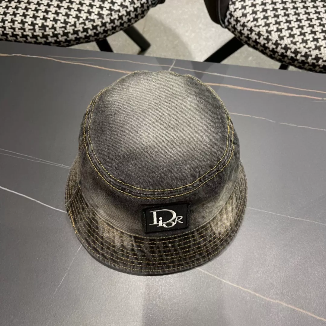 Classic 2507 Christian Dior Caps