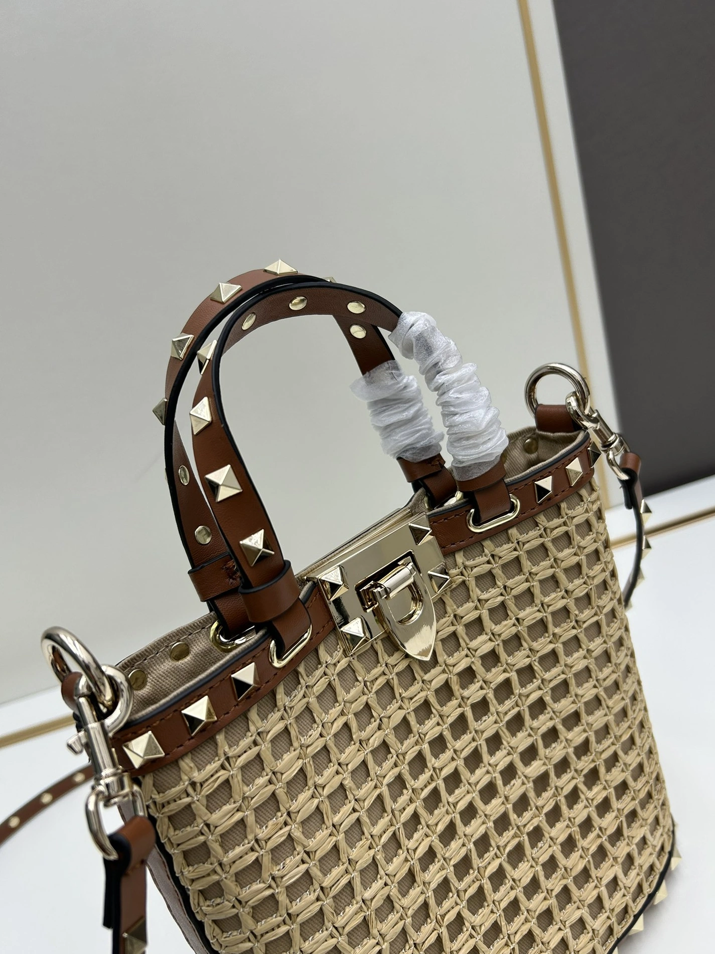 Classic 2614 Valentino AAA Quality Handbags For Women