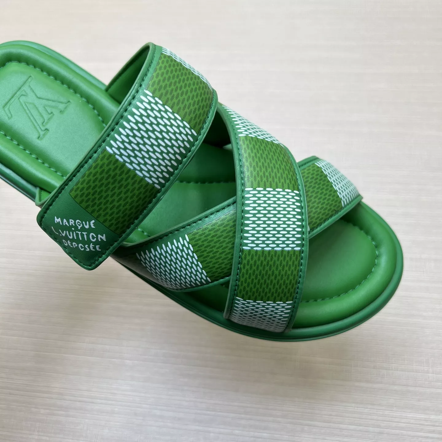 Classic 2745 Louis Vuitton Slippers For Men