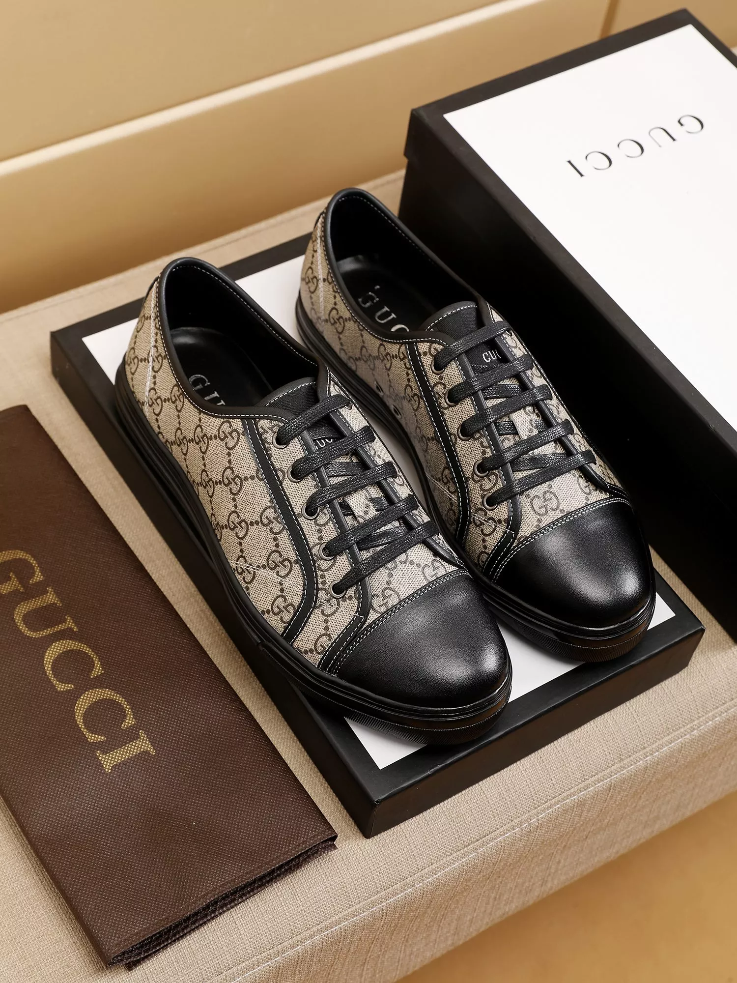 Classic 2813 Gucci Casual Shoes For Men