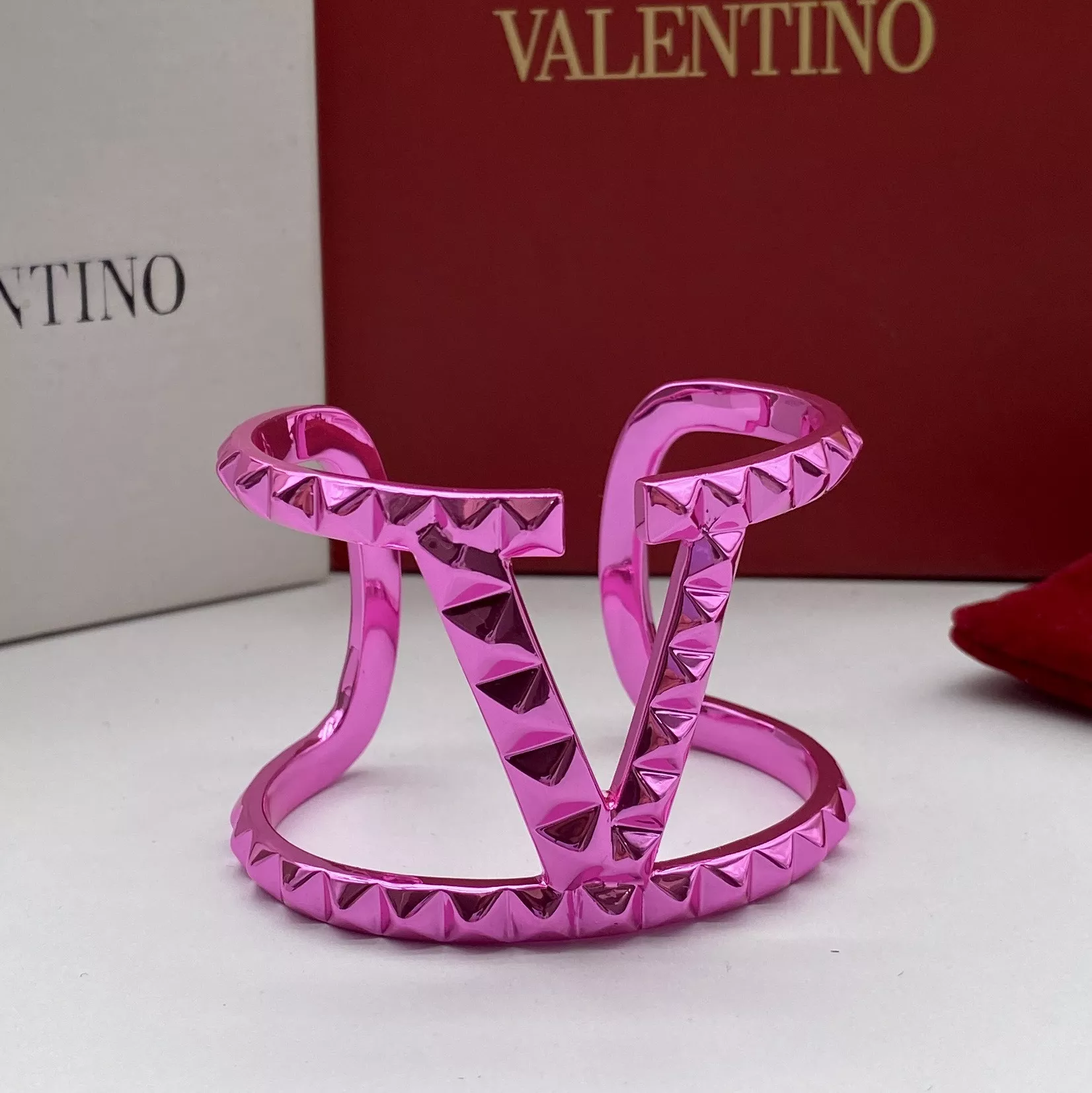 Classic 2866 Valentino Bracelets