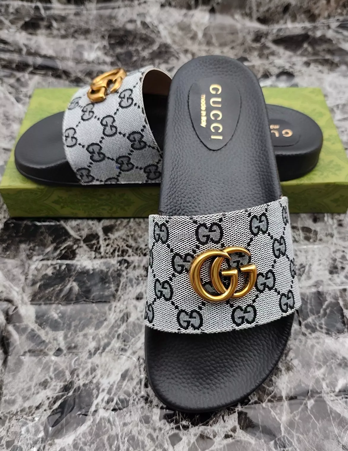 Classic 2900 Gucci Slippers For Men