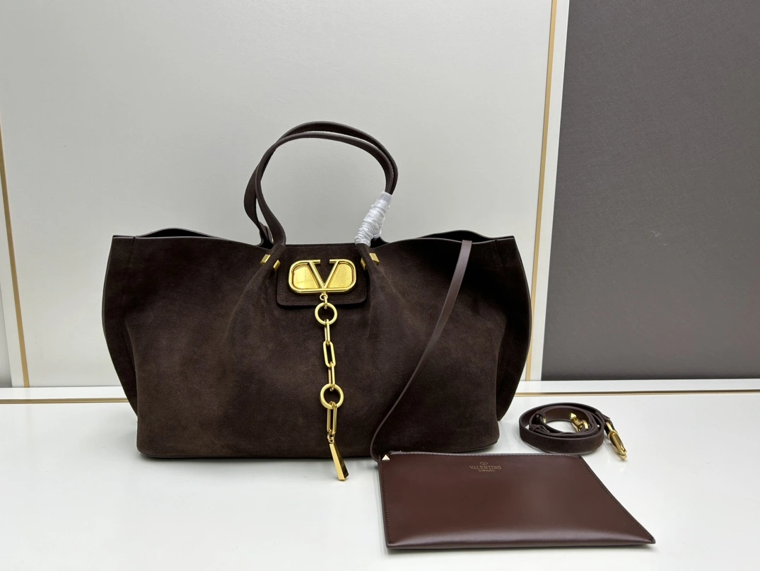 Classic 303 Valentino AAA Quality Handbags For Women