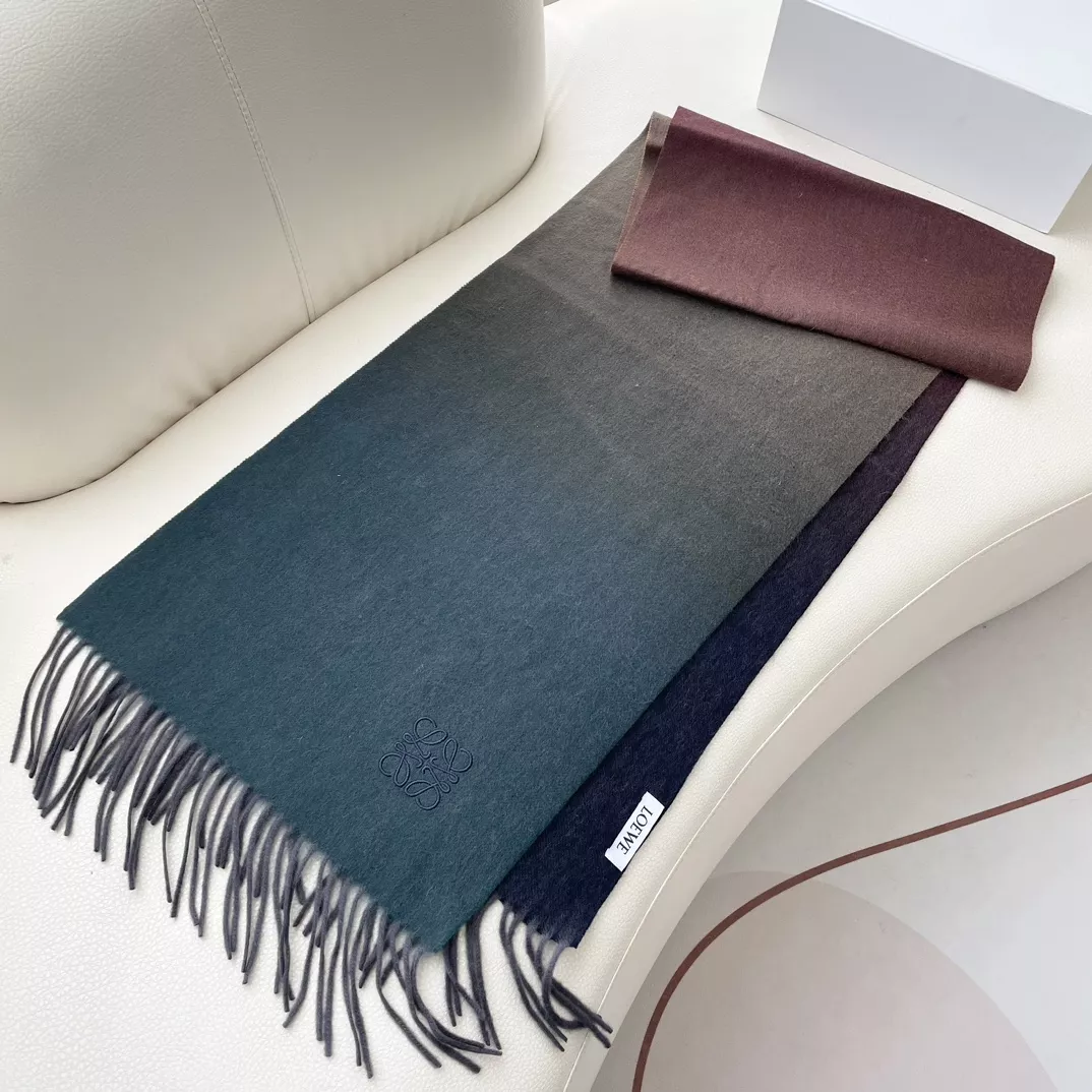 Classic 3465 LOEWE Scarf For Women