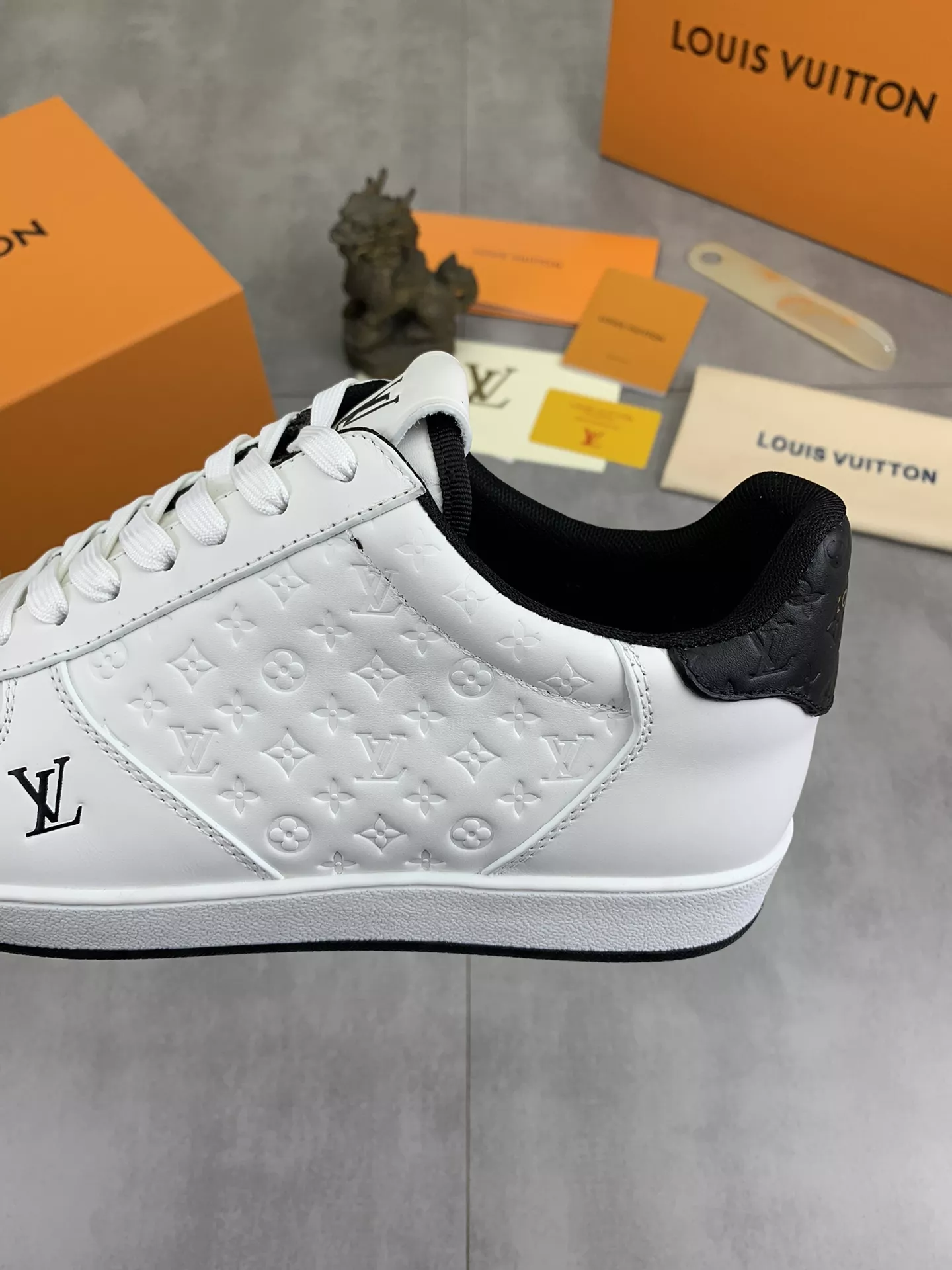 Classic 3753 Louis Vuitton Casual Shoes For Men