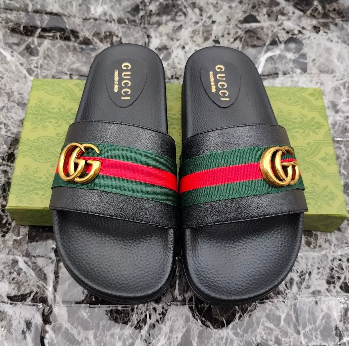 Classic 3964 Gucci Slippers For Men