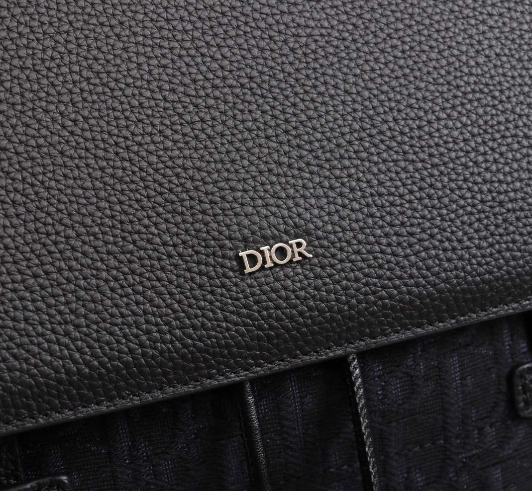 Classic 4111 Christian Dior AAA Man Backpacks