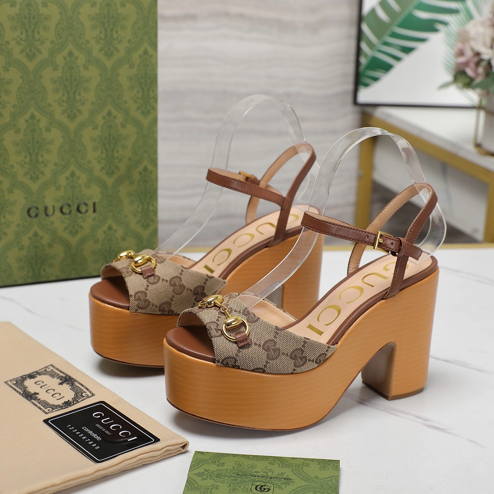 Classic 4240 Gucci Sandal For Women