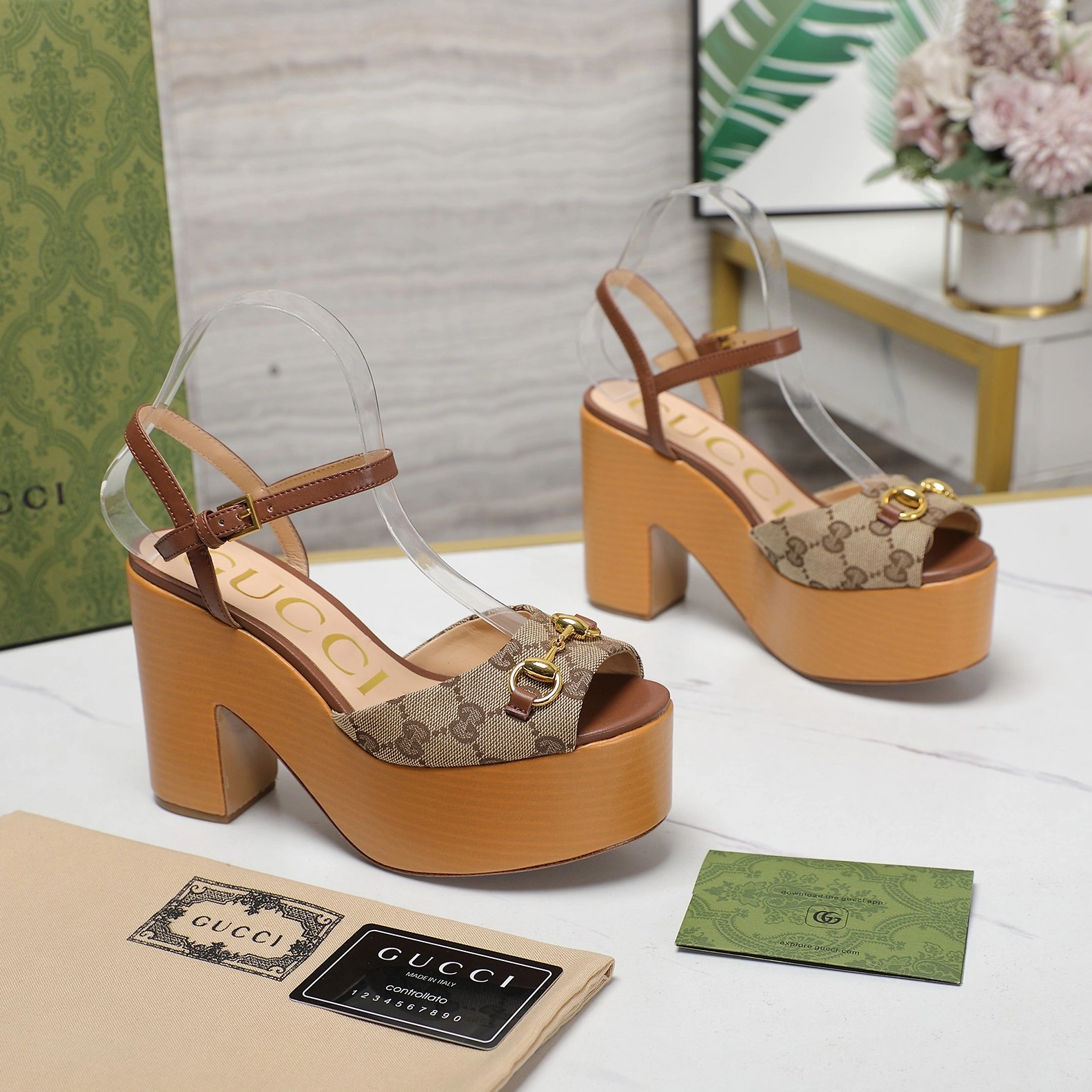Classic 4240 Gucci Sandal For Women