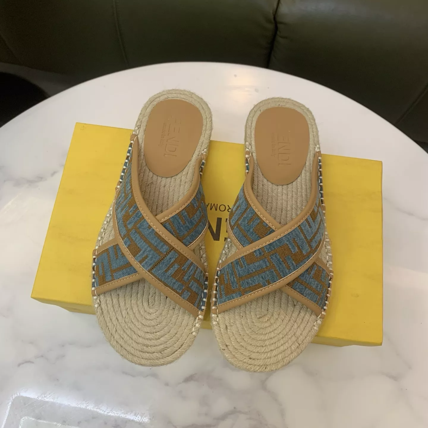 Classic 4291 Fendi Slippers For Men