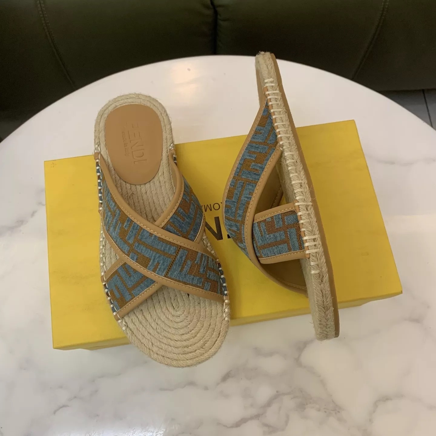 Classic 4291 Fendi Slippers For Men