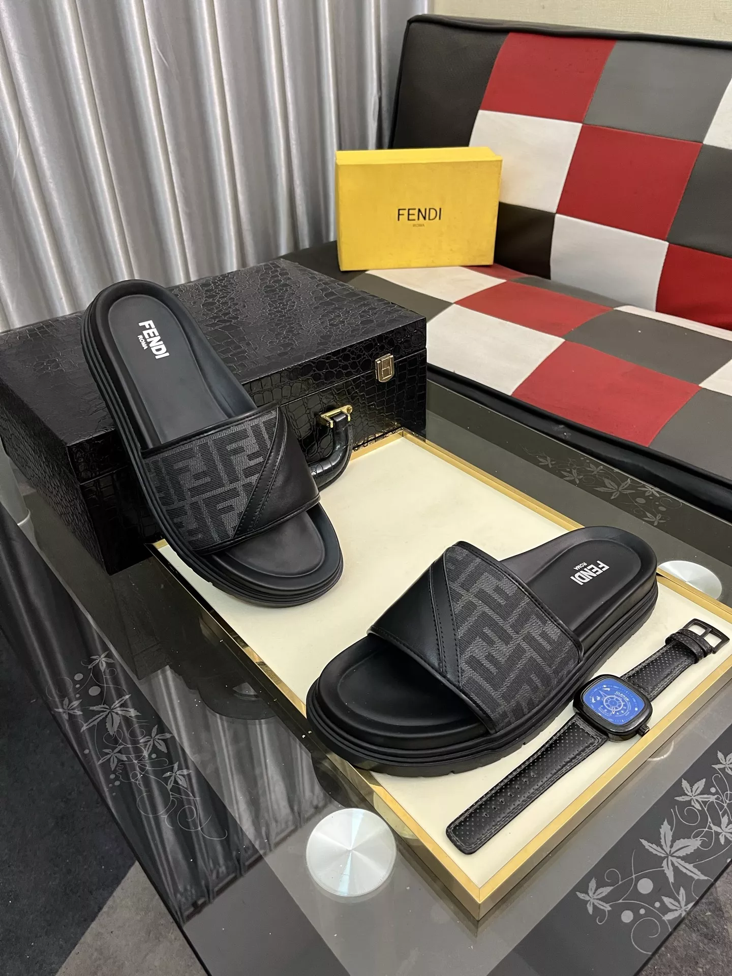Classic 4324 Fendi Slippers For Men