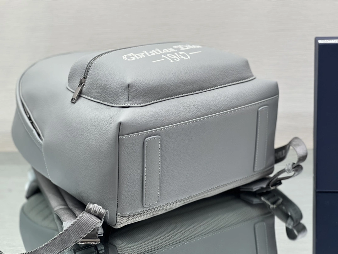 Classic 4531 Christian Dior AAA Man Backpacks