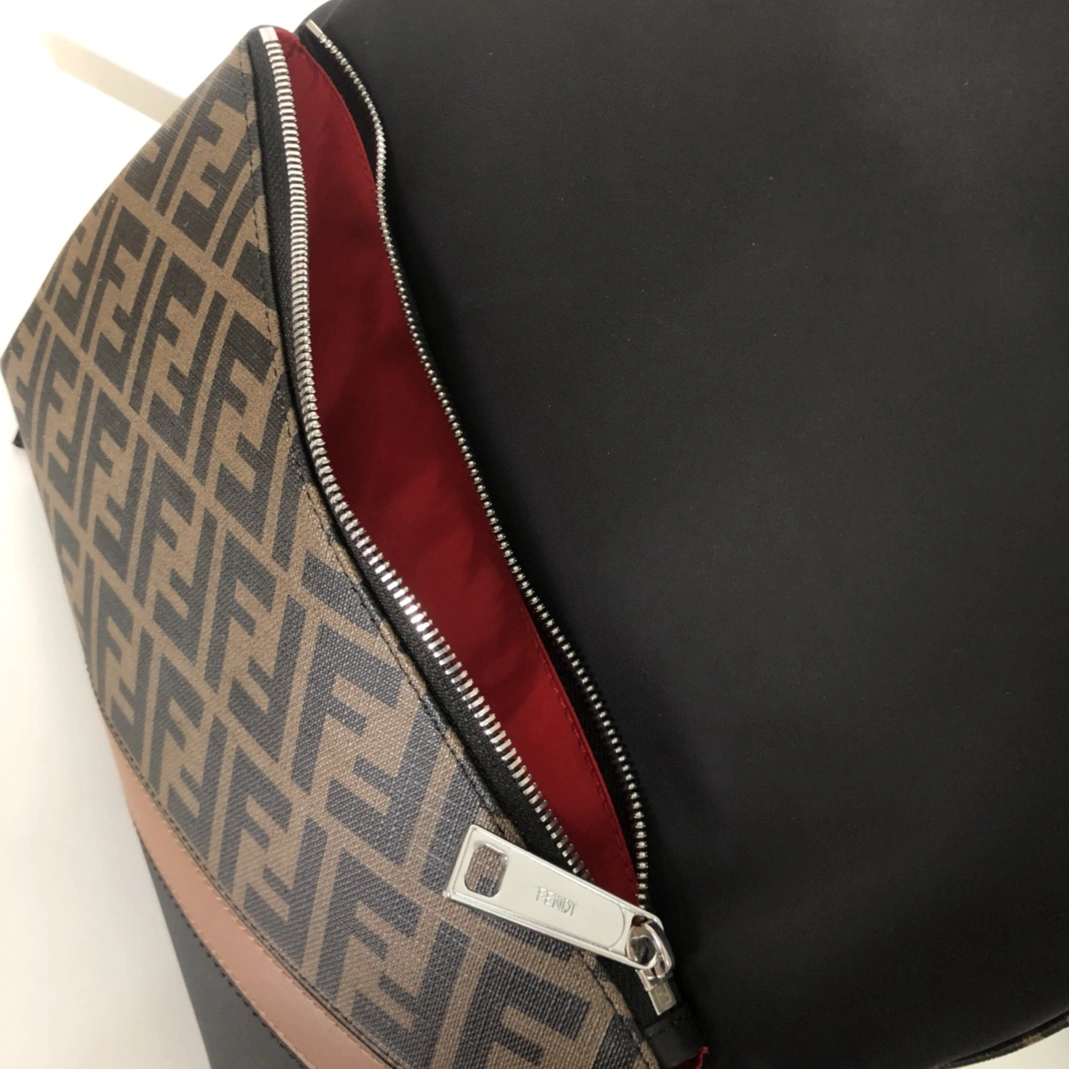 Classic 4550 Fendi AAA Man Backpacks