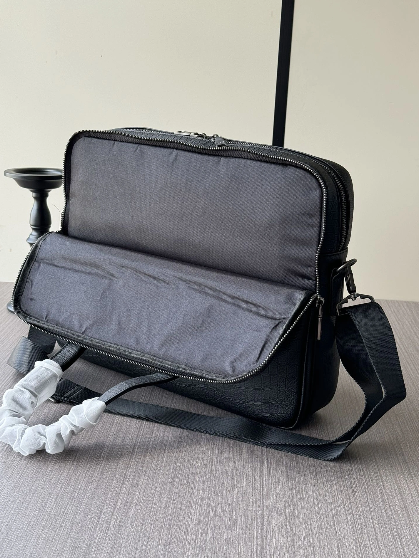 Classic 462 Prada AAA Man Handbags