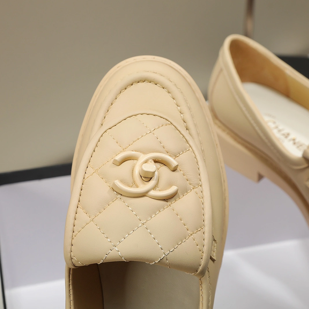 Classic 4695 Chanel Leather Shoes For Women