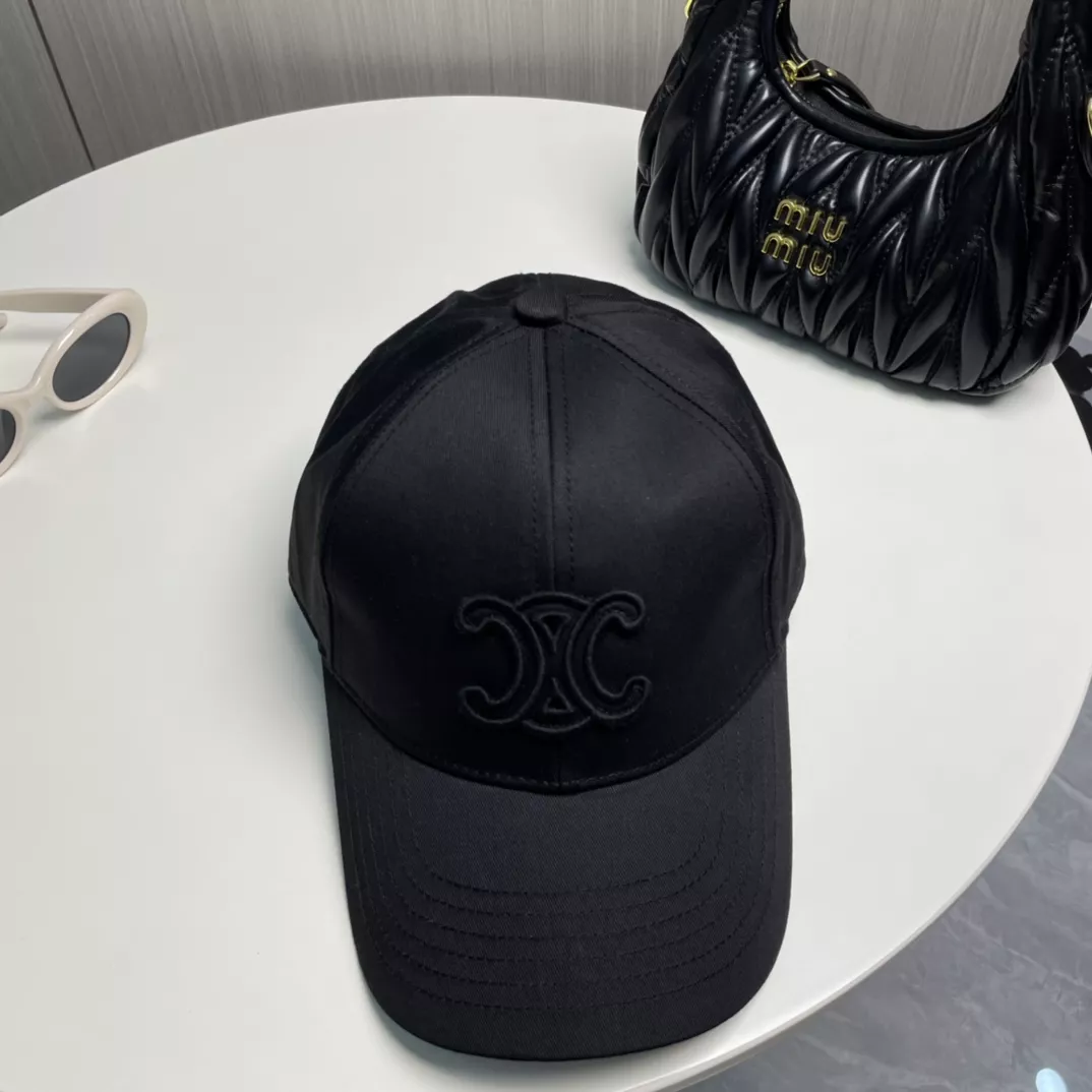 Classic 4697 Celine Caps