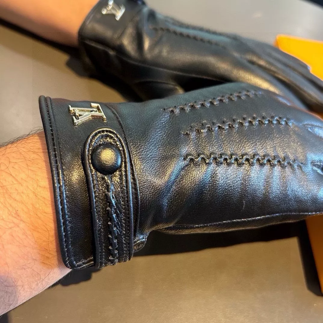 Classic 5017 Louis Vuitton LV Gloves For Men
