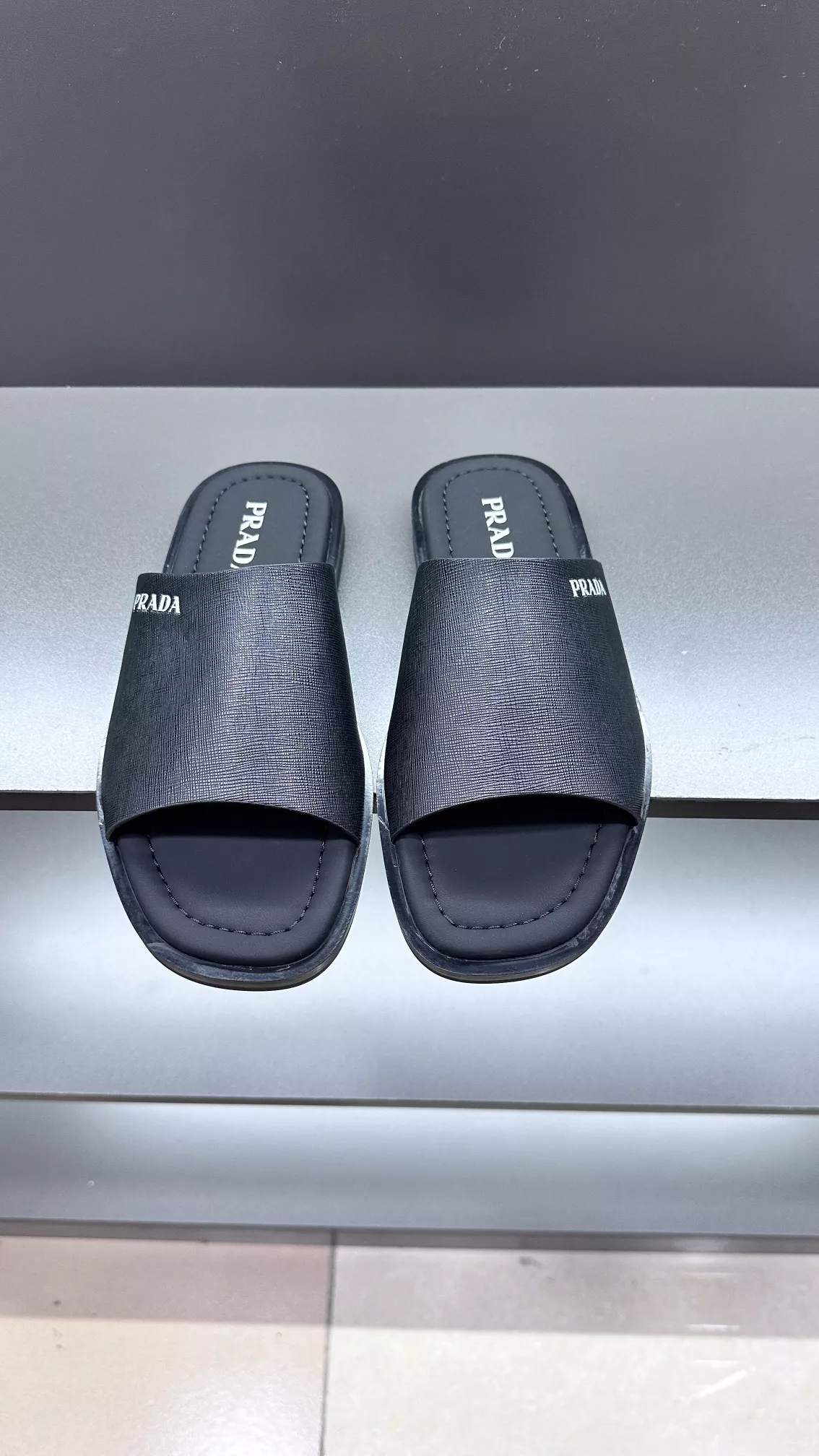 Classic 5075 Prada Slippers For Men