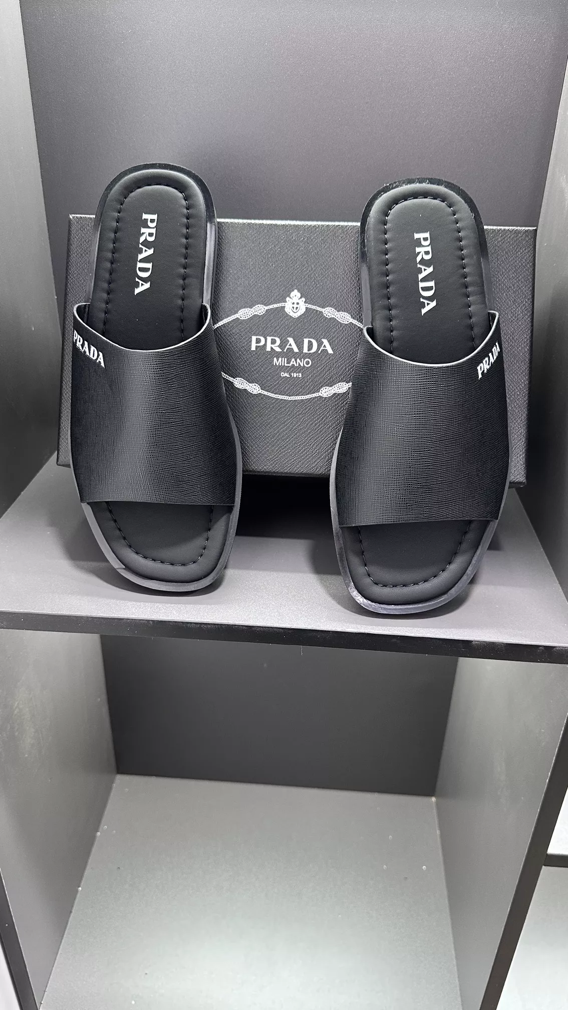 Classic 5075 Prada Slippers For Men