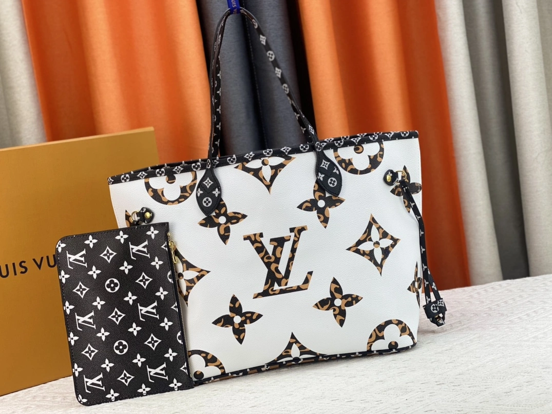 Classic 508 Louis Vuitton AAA Quality Shoulder Bags For Women