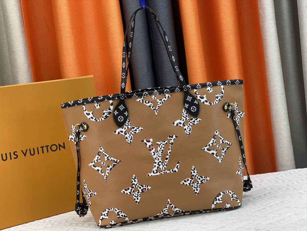 Classic 508 Louis Vuitton AAA Quality Shoulder Bags For Women